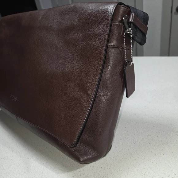 Coach Brown Leather Messenger - Picture 4 of 9